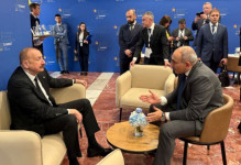 Paşinyan ve Aliyev BAE'de bir araya gelecek