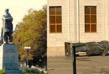 Stepanakert’in kültürel mirası tamamen yok ediliyor