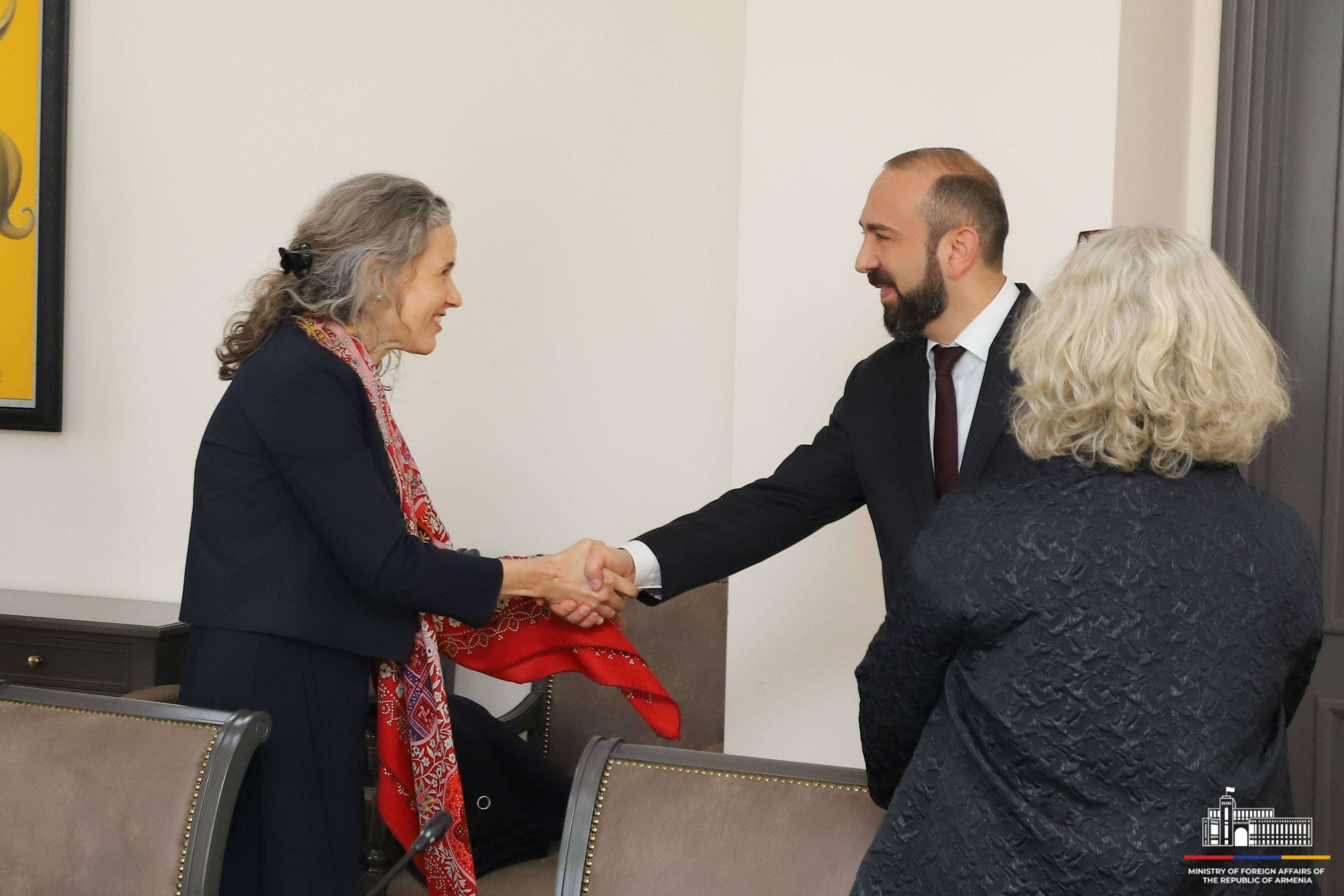 Ermeni savaş esirlerinin iadesi konusu görüşüldü