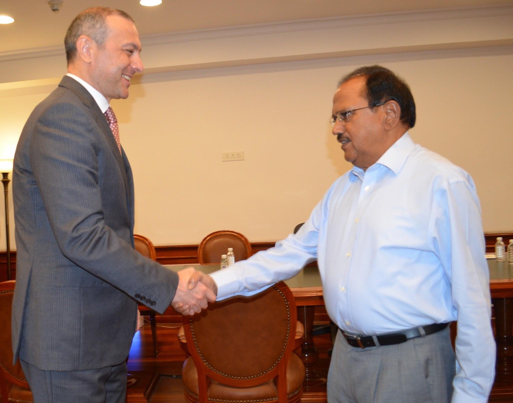 Armen Grigoryan ve Ajit Doval, Ermenistan-Hindistan gündemiyle ilgili konuları görüştü