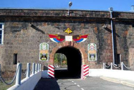 Ermenistan, Rus askeri üssünün çekilmesini görüşmüyor