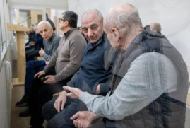 Azerbaycan'ın sahte yargılamalarda çarpıtılmış çeviri yaptığı iddia edildi