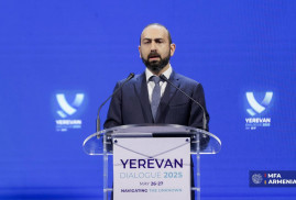 Mirzoyan: Belirsizlikle yüzleşen insanlık, daha güçlü bir gelecek inşa etme potansiyeline sahip