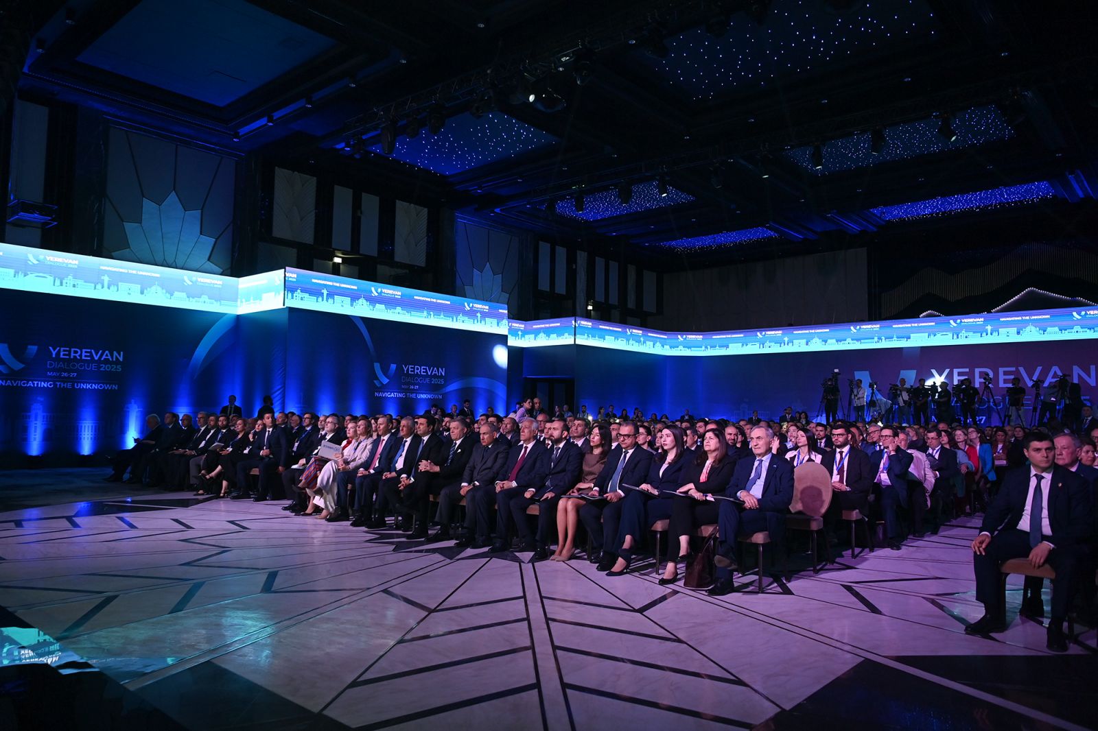 ABD Dışişleri Bakan Yardımcısı Jacob MacGinn "Yerevan Diyaloğu" konferansına katıldı