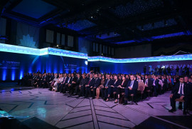 ABD Dışişleri Bakan Yardımcısı Jacob MacGinn "Yerevan Diyaloğu" konferansına katıldı
