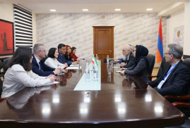 Ermenistan’da İran araştırmalarının gelişimine ilişkin konular ele alındı