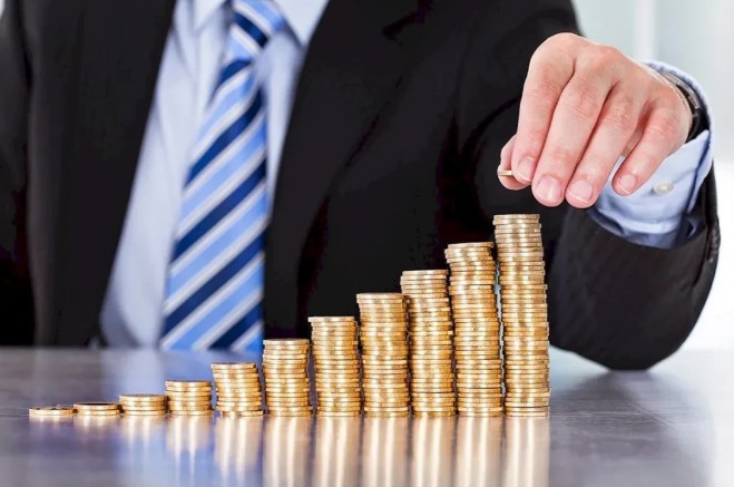 2025 Ocak-Nisan döneminde devlet bütçesi gelirlerinde 128,8 milyar dramlık artış kaydedildi
