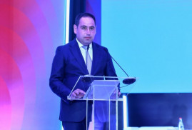 Goris’te Ermenistan-Fransa yerinden yönetim işbirliği forumu gerçekleştirildi
