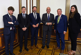 Ermenistan Cumhurbaşkanı Fransız heyeti ile işbirliği konularını ele aldı