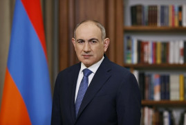 Paşinyan'dan yeni Katolikos seçimi için koordinasyon kurulu önerisi
