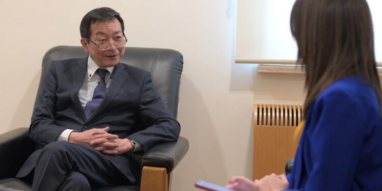Japon Büyükelçi: “Ermenistan tarihi bir dönüm noktasında, aynı anda birçok ciddi zorlukla karşı karşıya”