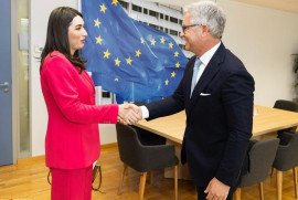 AB vize serbestisi eylem planı yakında Ermenistan tarafına sunulacak