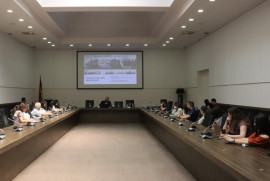 Ermeni Soykırımı’nın hukuki ve tarihsel yönleri ele alındılar