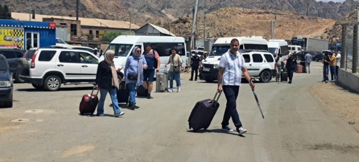 Meğri otellerinde neredeyse boş oda kalmadı: Ermenistan-İran sınırında son durum