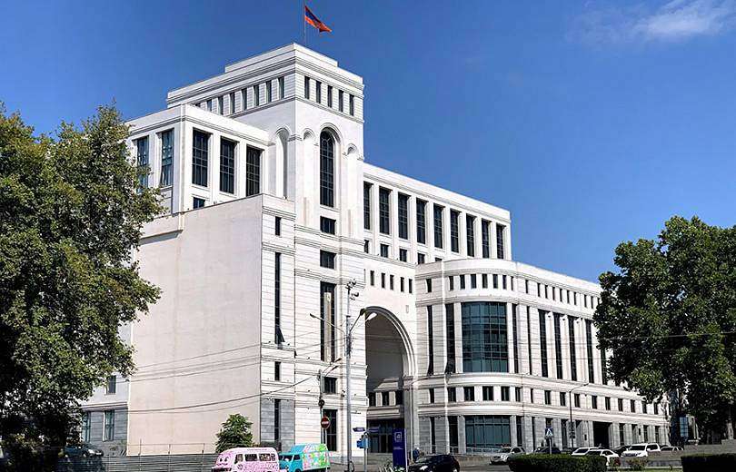 Ermenistan Dışişleri Bakanlığı'ndan İslam İşbirliği Teşkilatı bildirisine sert tepki