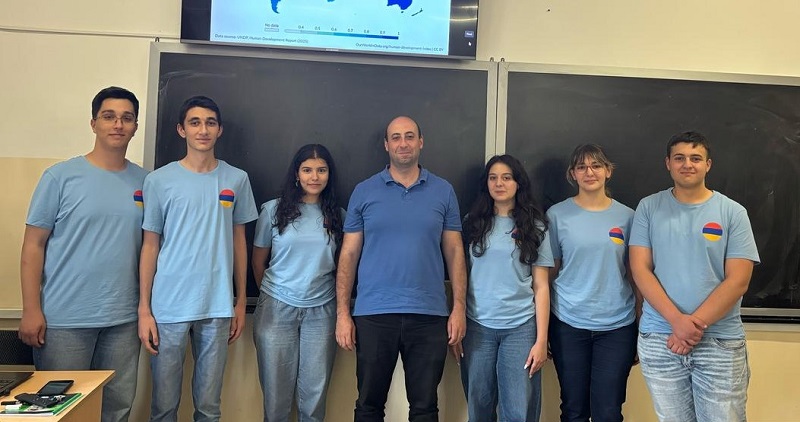 Ermeni öğrenciler Uluslararası Açık Coğrafya Olimpiyatı’ndan 2 gümüş ve 3 bronz madalya kazandı