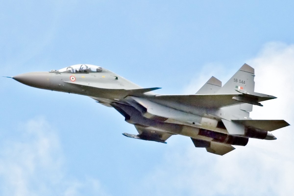 Ermenistan, Azerbaycan’ın JF-17 alımına karşı Hindistan’dan Su-30MKI savaş uçakları tedarik etmeyi değerlendiriyor
