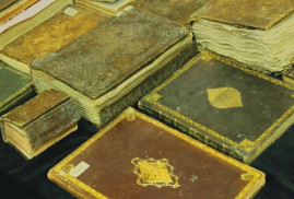 Ermenistan’ın Etiyopya Büyükelçiliği 5 dilde yazılmış benzersiz bir el yazmasını tanıttı (foto)