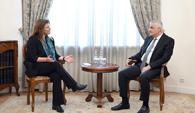 Ermenistan Başbakan yardımcısı Danimarka Büyükelçisi ile görüştü