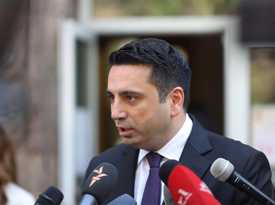 Rus televizyon kanallarının Ermenistan’da yayınının durdurulması ciddi şekilde gündeme alınmalı
