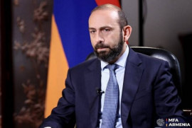 Mirzoyan: Yerevan ile Pekin arasında siyasi diyalog “yoğun ve aktif” oldu