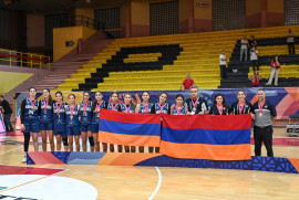 Ermenistan Kız Basketbol Milli Takımı, Avrupa Şampiyonası’nda ikinci oldu