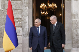 Paşinyan'dan Türkiye açıklaması
