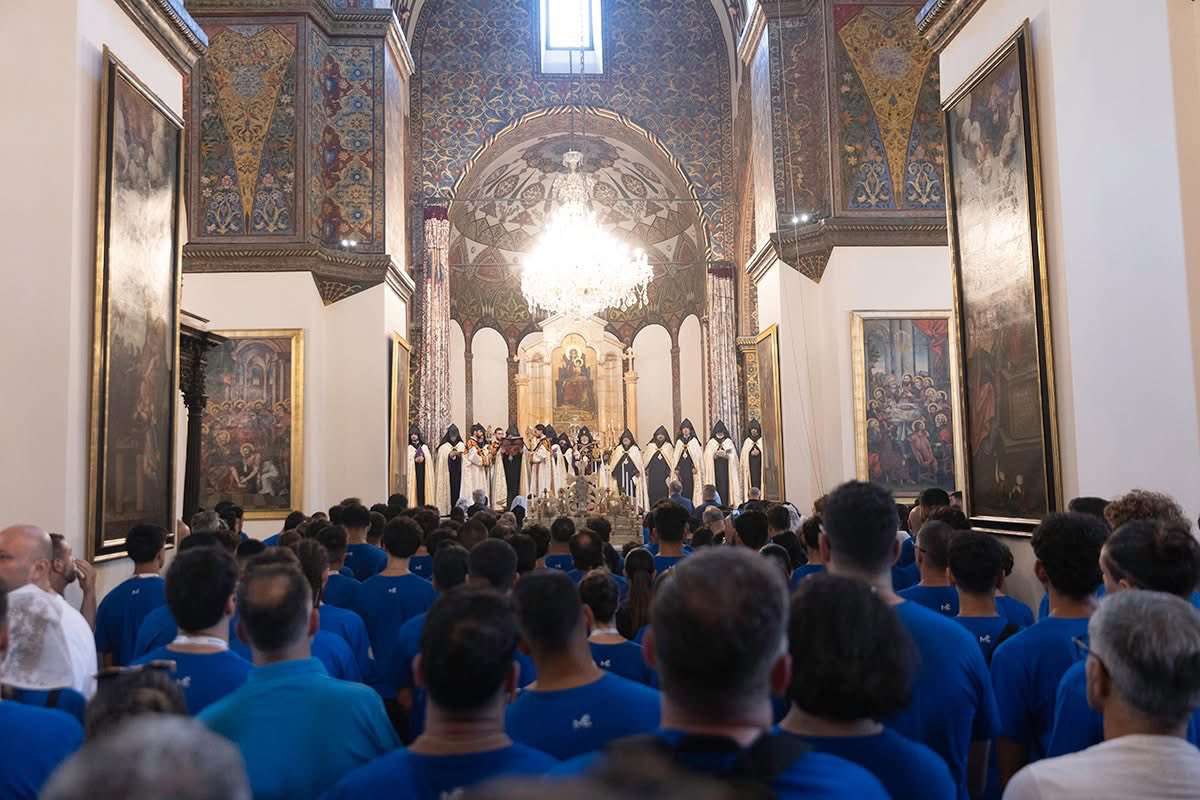 Katolikos Garegin II, AGBU’nun 12. Pan-Ermeni oyunlarına katılanları kutsadı