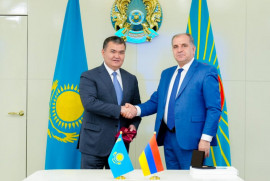 Yerevan ile Astana arasındaki ekonomik ve kültürel iş birliği konuları görüşüldü