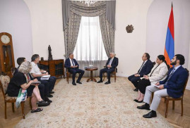 AB'nin Ermenistan Delegasyonu Başkanı, bölgesel ulaşım hatlarının açılmasını önemsedi