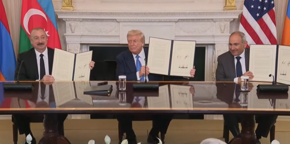 Ermenistan, ABD ve Azerbaycan “Trump Yolu” ile ilgili ortak bildiriyi imzaladı (Video)