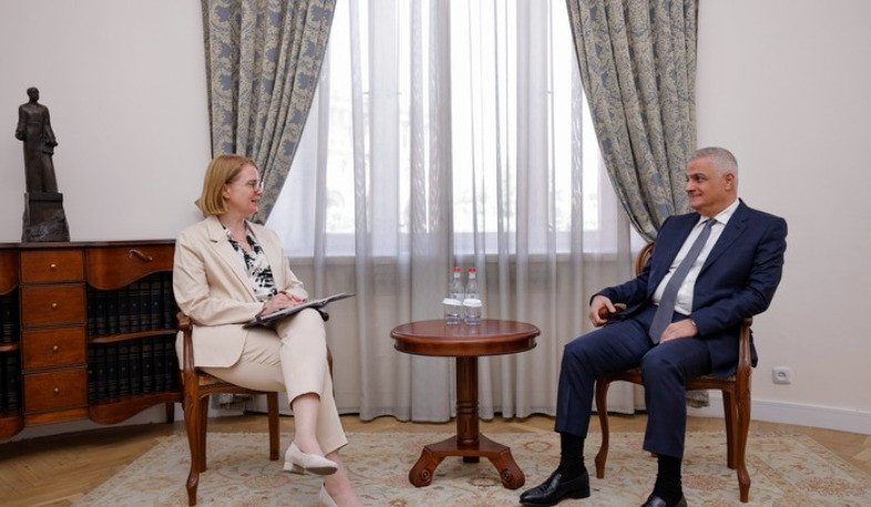 Mher Grigoryan, Almanya'nın Ermenistan Büyükelçisi ile ikili işbriliğini görüştü