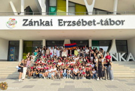 Dağlık Karabağ’dan zorla yerinden edilen çocuklar, Macaristan’da yaz kampına katıldı