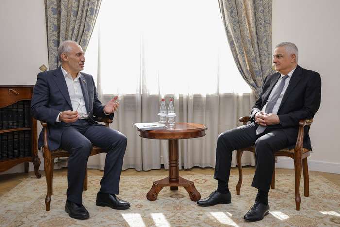 Ermenistan Başbakan Yardımcısı, İran Cumhurbaşkanı Yardımcısı ile bölgeyi görüştü