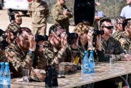 Ermenistan Genelkurmay Başkanı ve ABD Büyükelçisi, Ermeni-Amerikan tatbikatını izledi