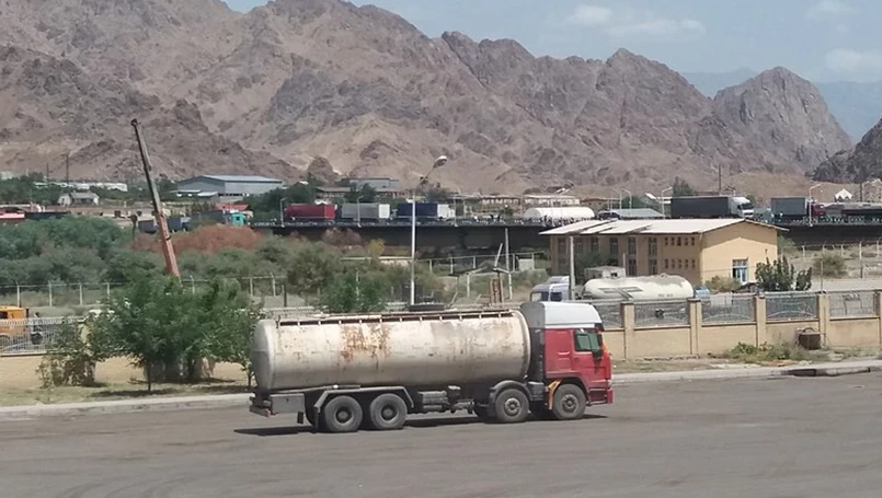Ermenistan-İran sınırından günlük yaklaşık 2.000 yolcu ve 400-450 TIR geçiş yapıyor