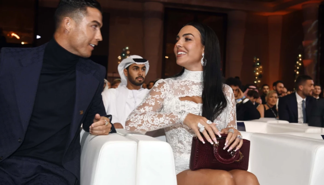 Cristiano Ronaldo, eşiyle evlilik sözleşmesine imza attı: Boşanma garantileri verildi