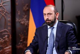 Ermenistan Dışişleri Bakanı: "Azerbaycan ile Ermenistan arasında artık barış"