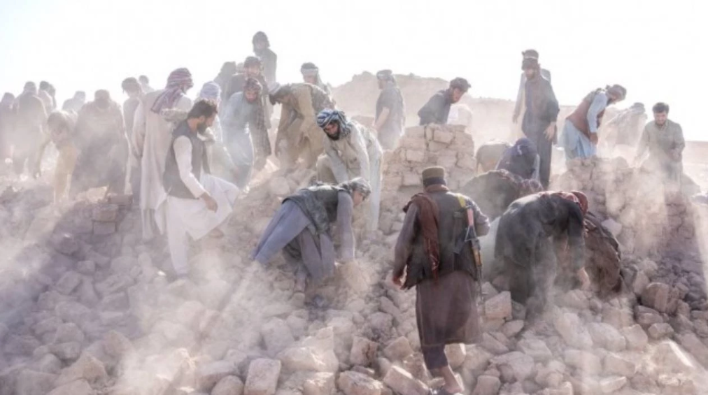 Afganistan'daki deprem: 600'den fazla kişi hayatını kaybetti