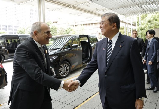 Kantei'de Nikol Paşinyan'ın Japonya Başbakanı ile görüşmesi başladı (Foto)