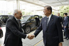 Kantei'de Nikol Paşinyan'ın Japonya Başbakanı ile görüşmesi başladı (Foto)