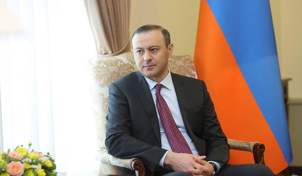 Ermenistan Güvenlik Konseyi Sekreteri Avusturya ve Slovakya’ya gidiyor