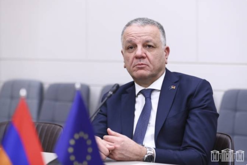 Maragos: AB'ye katılım için aday ülkeler başvurmalı, Ermenistan bunu yapmadı