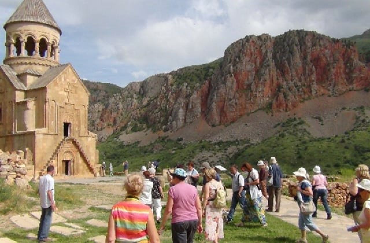 Ağustos'ta Ermenistan’ı kaç turist ziyaret etti?