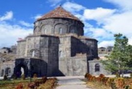 Թուրք պաշտոնյան գոհ է Անի այցելող զբոսաշրջիկների հոսքից