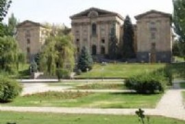 Ermenistan Ulusal Meclis heyeti St. Petersburgda