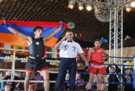 Ermeni sporcu Azerbaycanlı rakibini mağlup edip altın madalyayanın sahibi oldu (video)