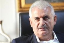 Türkiye Ulaştırma Bakanı: Pilot kendi arzusuyla iniş talebinde bulundu