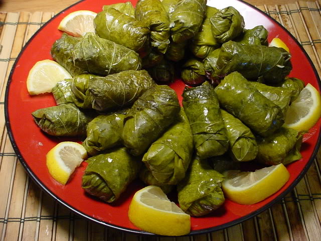 Dolma aslında bir Ermeni kelimesi ve Ermeni mutfağına ait bir yemektir