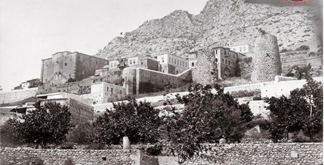 Ադանայի հայկական եկեղեցու բակում` հայ հոգևորականների շիրիմների վրա, մանկական զբոսայգի է կառուցվել